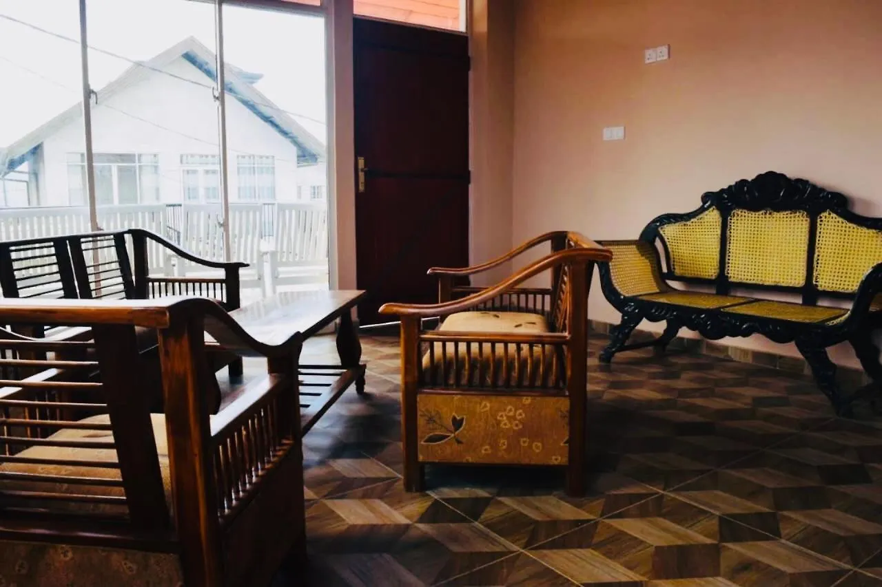 Channa Villa Nuwara Eliya Homestay
